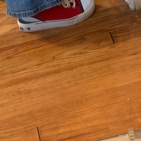 Women’s vintage Tommy Hilfiger Slingback Sneakers - Picture 12 of 12